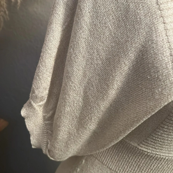 EXPRESS Ivory Shimmer Sweater Puff Sleeve Dress Size Small - Picture 4 of 7